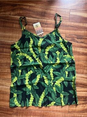 Leikinis Green Leaf Print Spaghetti Strap Top
